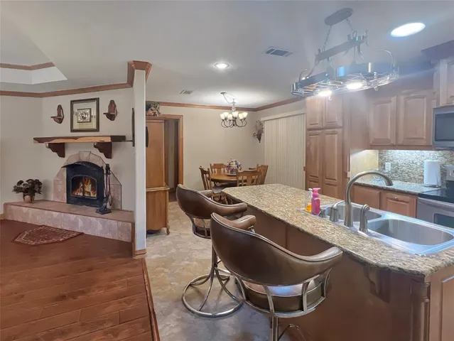 $988,650 | 7275 Leavenworth Trail, Mead, OK 73449