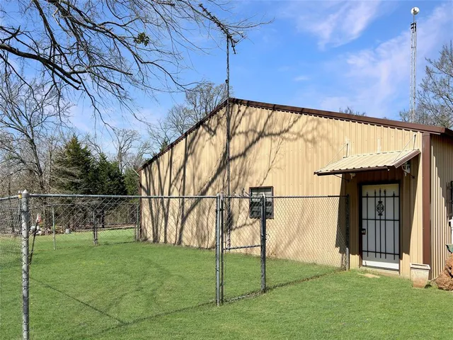 $988,650 | 7275 Leavenworth Trail, Mead, OK 73449