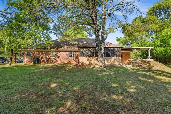 $988,650 | 7275 Leavenworth Trail, Mead, OK 73449