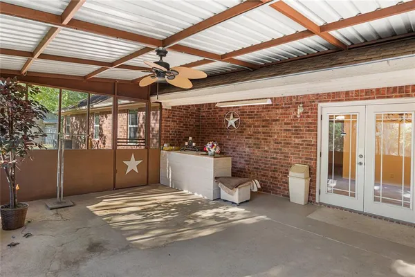 $988,650 | 7275 Leavenworth Trail, Mead, OK 73449