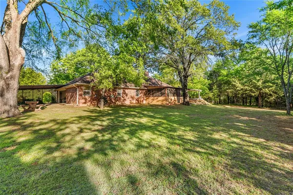 $988,650 | 7275 Leavenworth Trail, Mead, OK 73449