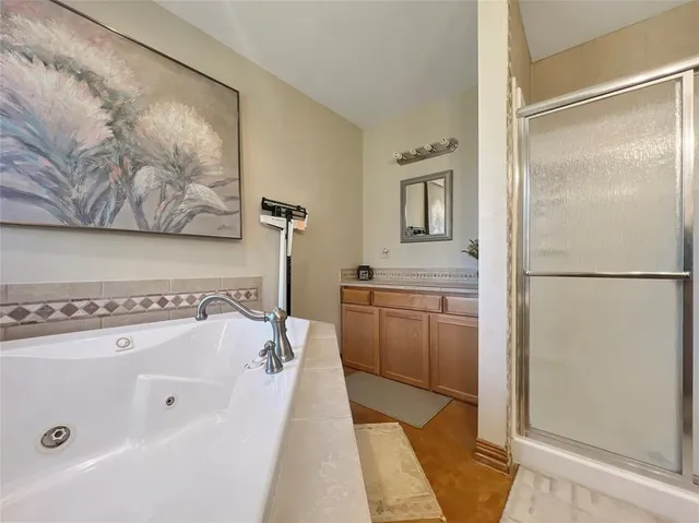 $988,650 | 7275 Leavenworth Trail, Mead, OK 73449