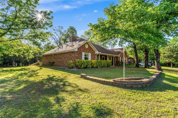 $988,650 | 7275 Leavenworth Trail, Mead, OK 73449
