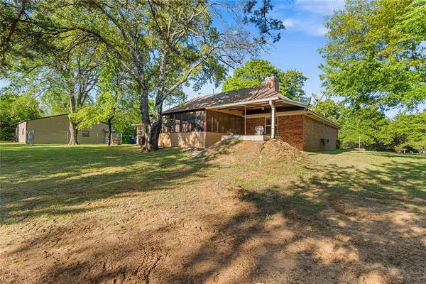 $988,650 | 7275 Leavenworth Trail, Mead, OK 73449
