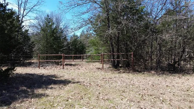 $988,650 | 7275 Leavenworth Trail, Mead, OK 73449