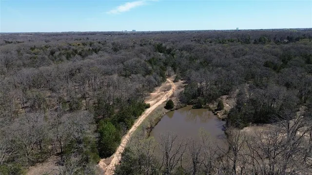 $988,650 | 7275 Leavenworth Trail, Mead, OK 73449