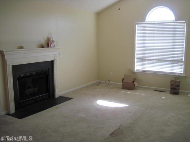 1514 Gibbs Road Reidsville, NC 27320 - Photo 2 of 7 Living Room.