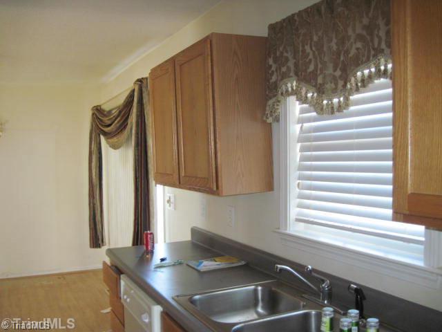 1514 Gibbs Road Reidsville, NC 27320 - Photo 3 of 7 Kitchen.