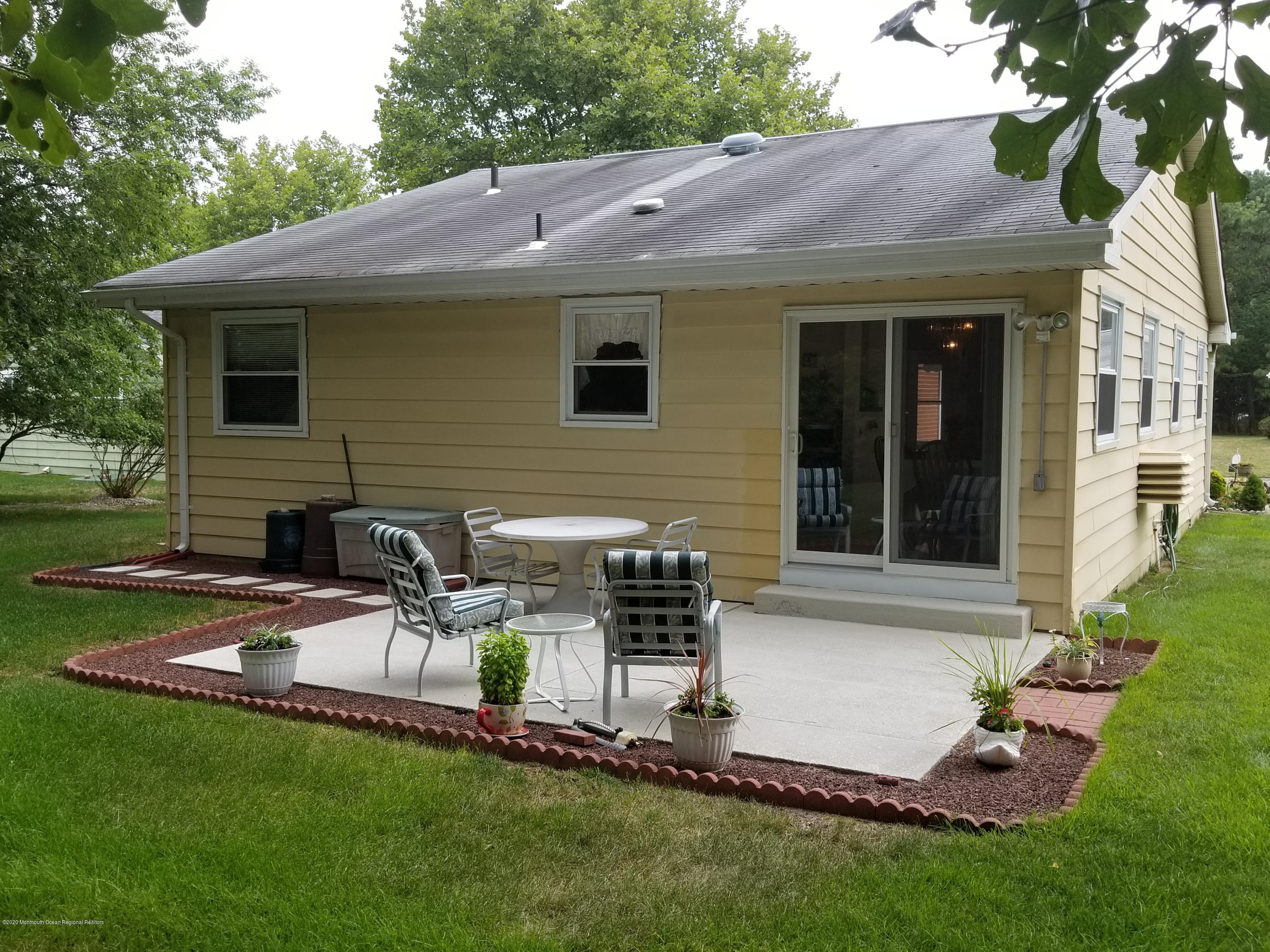 56 Constitution Boulevard Whiting, NJ 08759 - Photo 3 of 22 20200730_172900