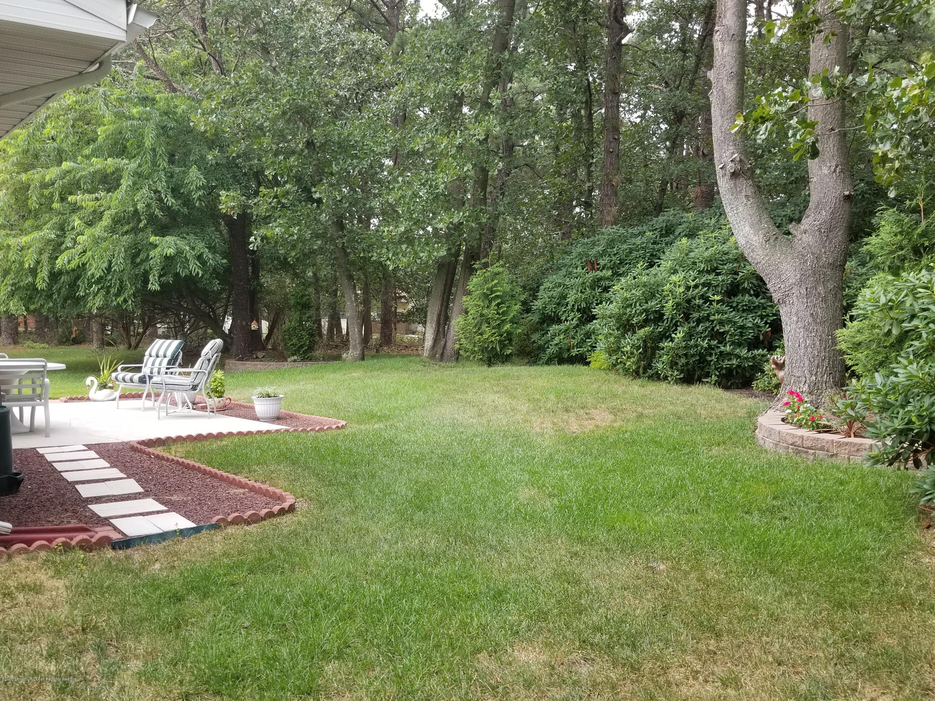 56 Constitution Boulevard Whiting, NJ 08759 - Photo 5 of 22 20200730_173053