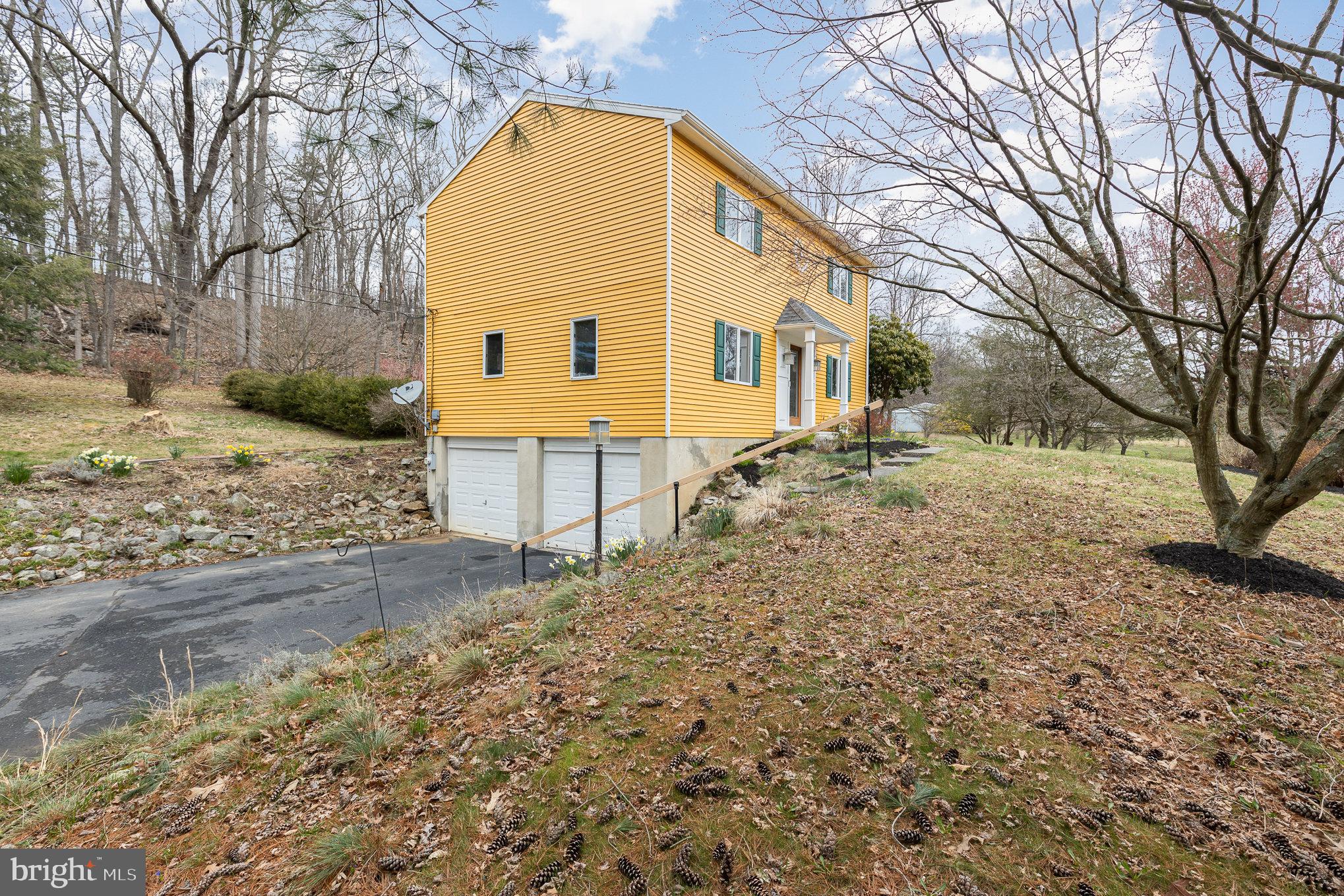 535 Sandy Hollow Road New Bloomfield, PA 17068 - Photo 5 of 51 Gallery Image 5
