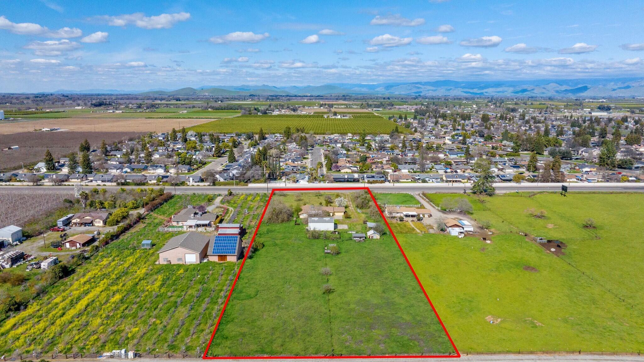 1661 West Visalia Road Exeter, CA 93221 - Photo 75 of 76 tempImagexhXCpN