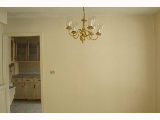 10 Willow Road Anderson, IN 46011 - Photo 4 of 5 Gallery Image 4