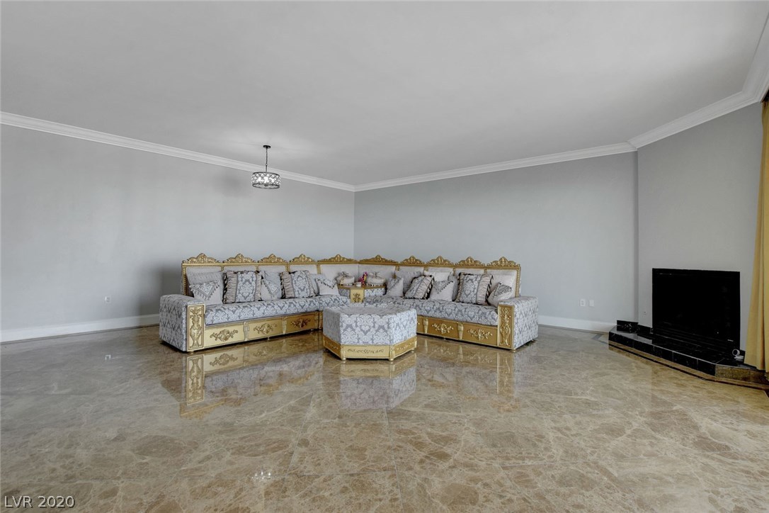 2777 Paradise Road, Unit 3202 Las Vegas, NV 89109 - Photo 15 of 48