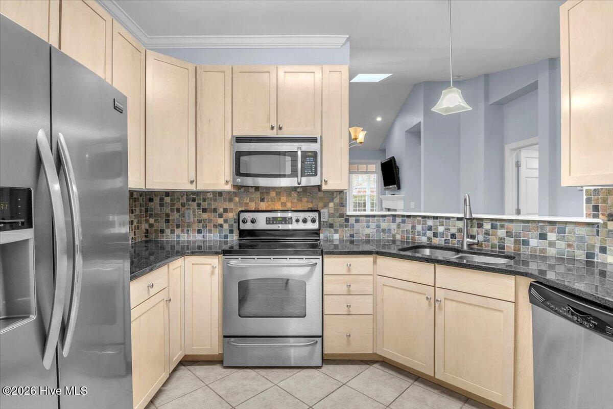 243 Windchime Way Leland, NC 28451 - Photo 9 of 68 Kitchen