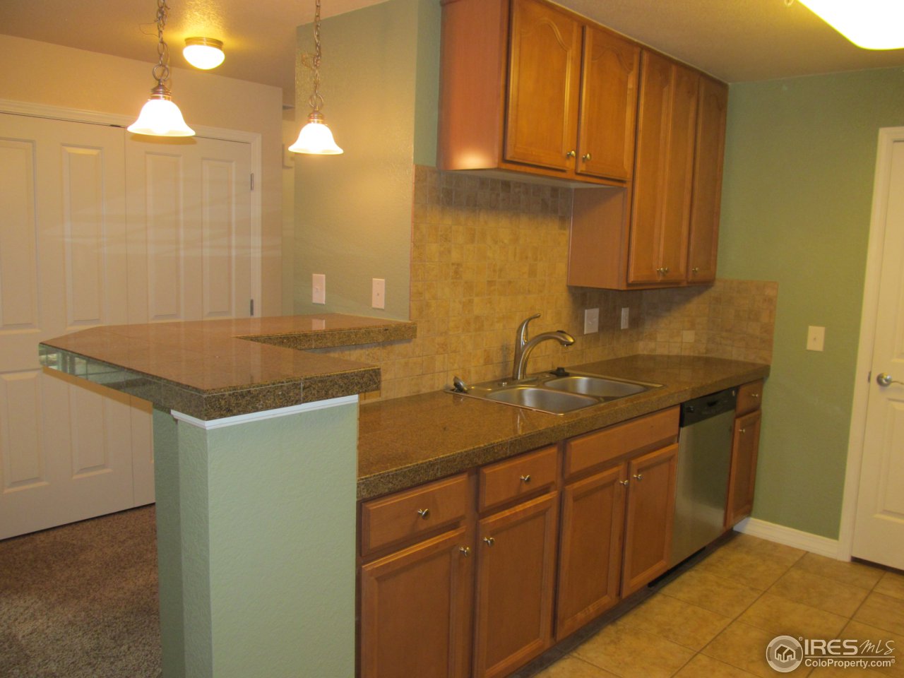 2133 Krisron Road, Unit 105 Fort Collins, CO 80525 - Photo 5 of 13 Gallery Image 5