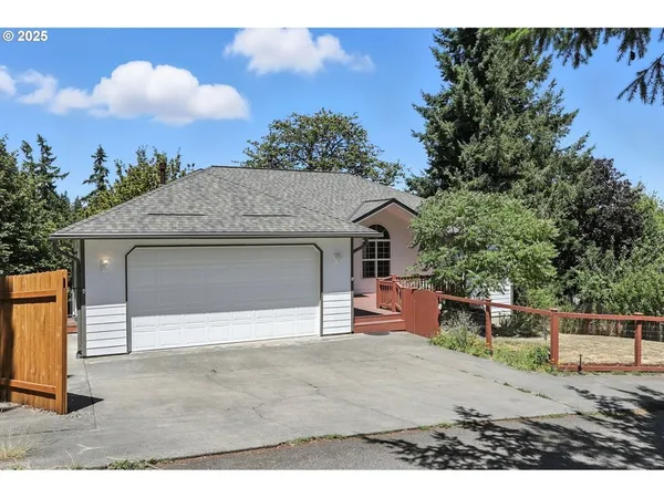$475,000 | 75137 Alder Lane, Rainier, OR 97048