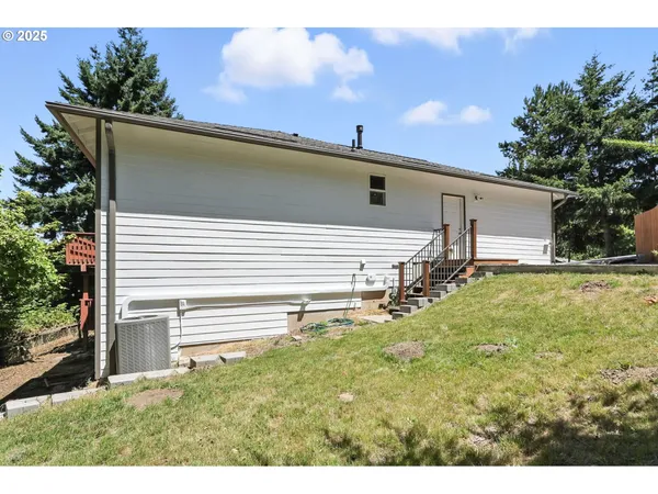 $475,000 | 75137 Alder Lane, Rainier, OR 97048