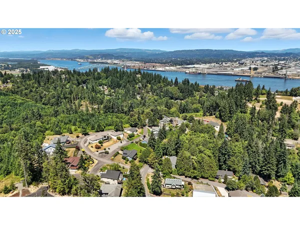 $475,000 | 75137 Alder Lane, Rainier, OR 97048