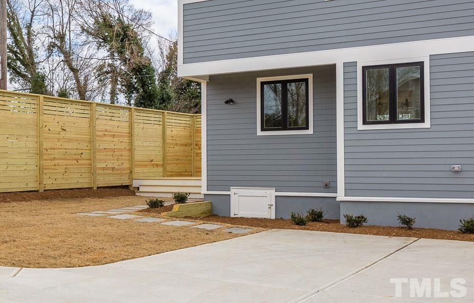 617 New Bern Avenue Raleigh, NC 27601 - Photo 16 of 16 a backyard of a house