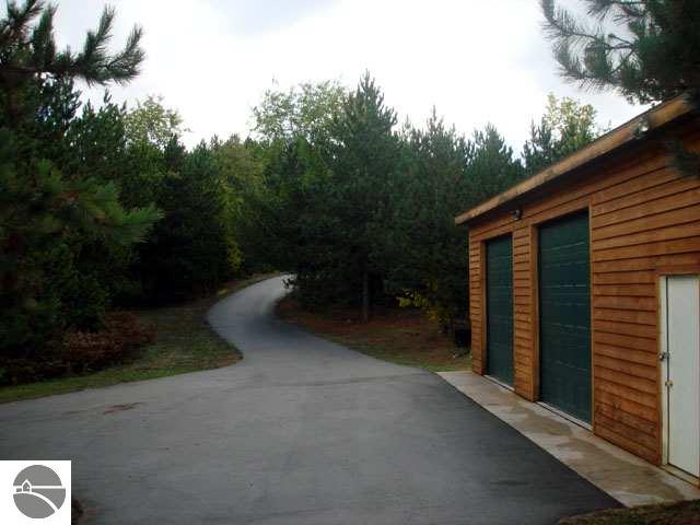 4707 Samels Road Williamsburg, MI 49690 - Photo 13 of 15 1709345-12.JPG