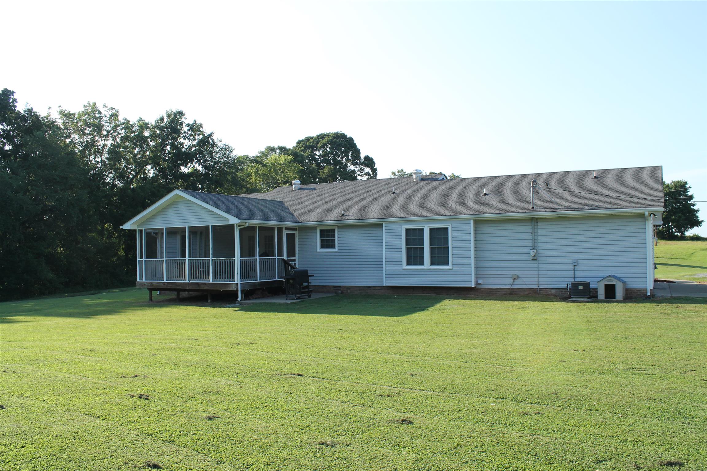 1130 Grays Chapel Road Southside, TN 37171 - Photo 18 of 24 Gallery Image 18