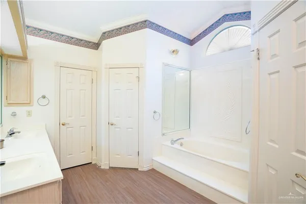 $308,000 | 501 West Esperanza Avenue, McAllen, TX 78501