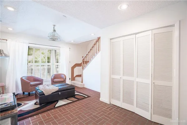 $308,000 | 501 West Esperanza Avenue, McAllen, TX 78501