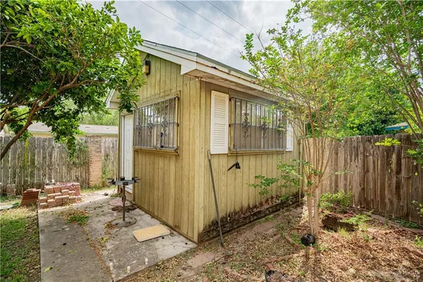 $308,000 | 501 West Esperanza Avenue, McAllen, TX 78501