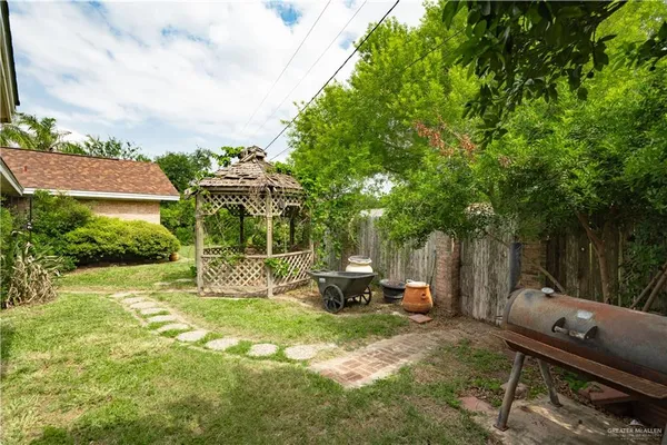 $308,000 | 501 West Esperanza Avenue, McAllen, TX 78501