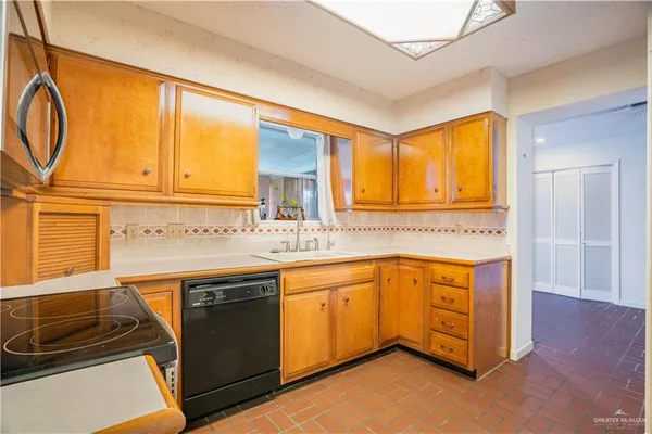 $308,000 | 501 West Esperanza Avenue, McAllen, TX 78501