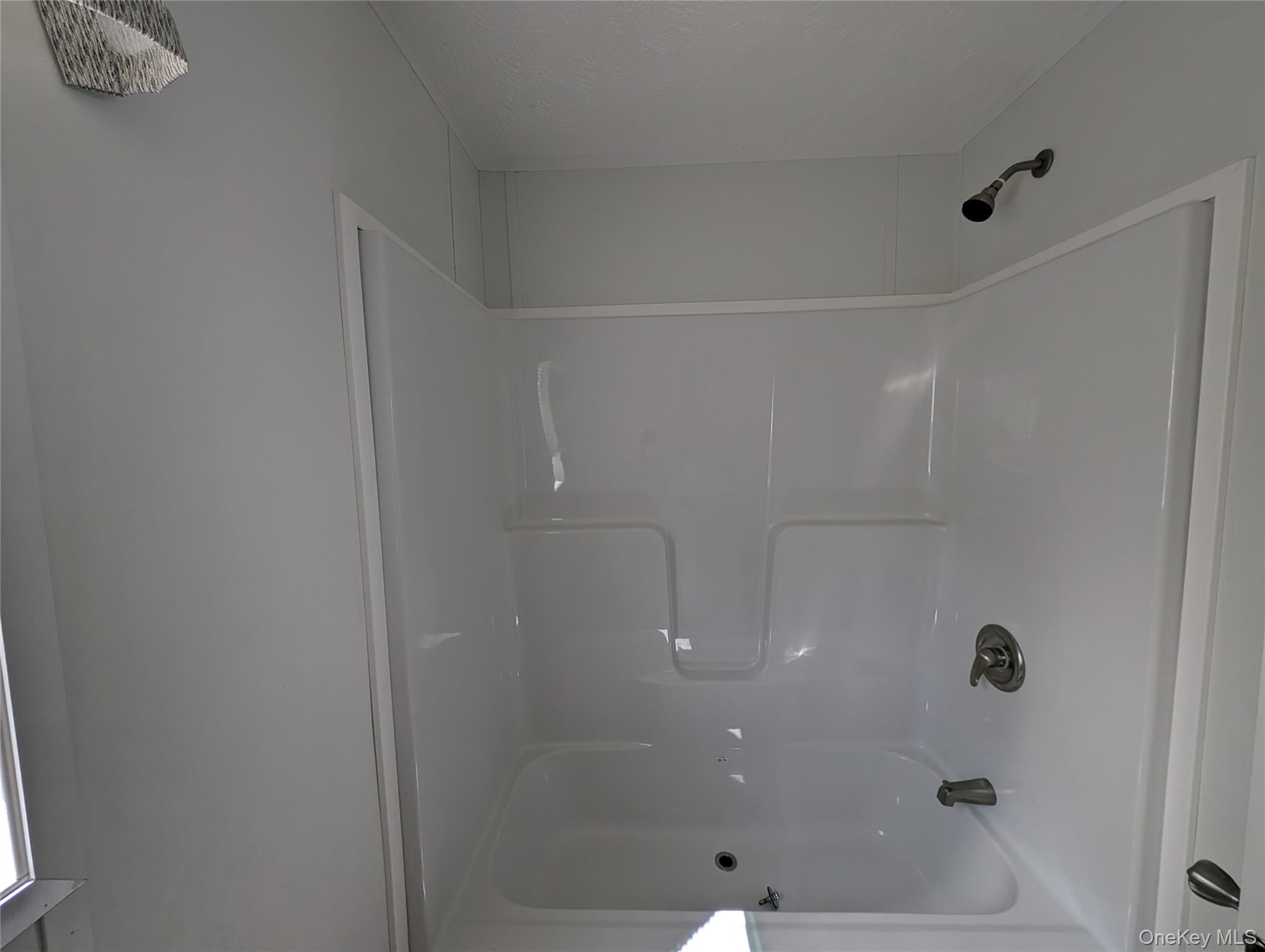 3146 Rte 9W, Unit 7A New Windsor, NY 12553 - Photo 11 of 14 a view of a bathroom