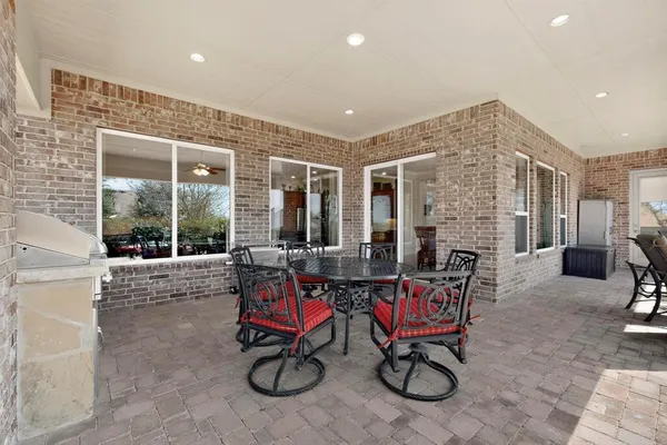 $789,900 | 8708 Sarasota Drive, Denton, TX 76207