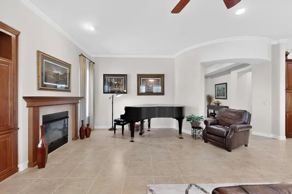 $789,900 | 8708 Sarasota Drive, Denton, TX 76207