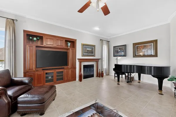 $789,900 | 8708 Sarasota Drive, Denton, TX 76207