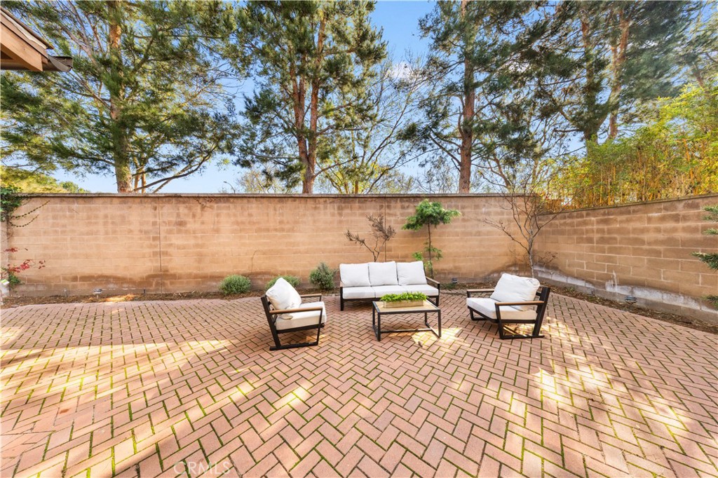 230 Shelbourne Irvine, CA 92620 - Photo 12 of 32