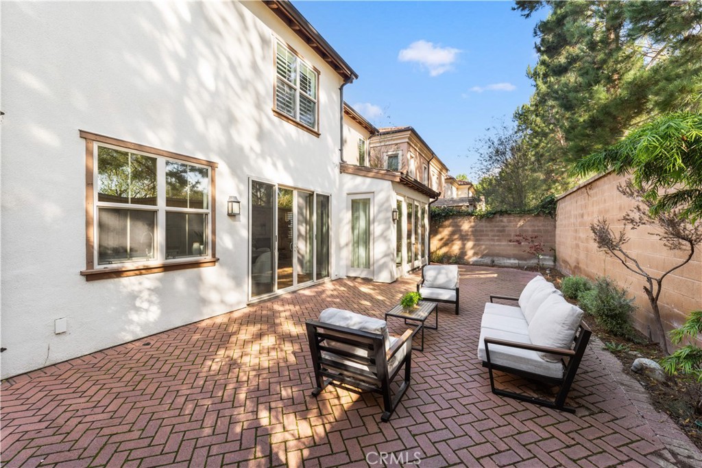 230 Shelbourne Irvine, CA 92620 - Photo 13 of 32