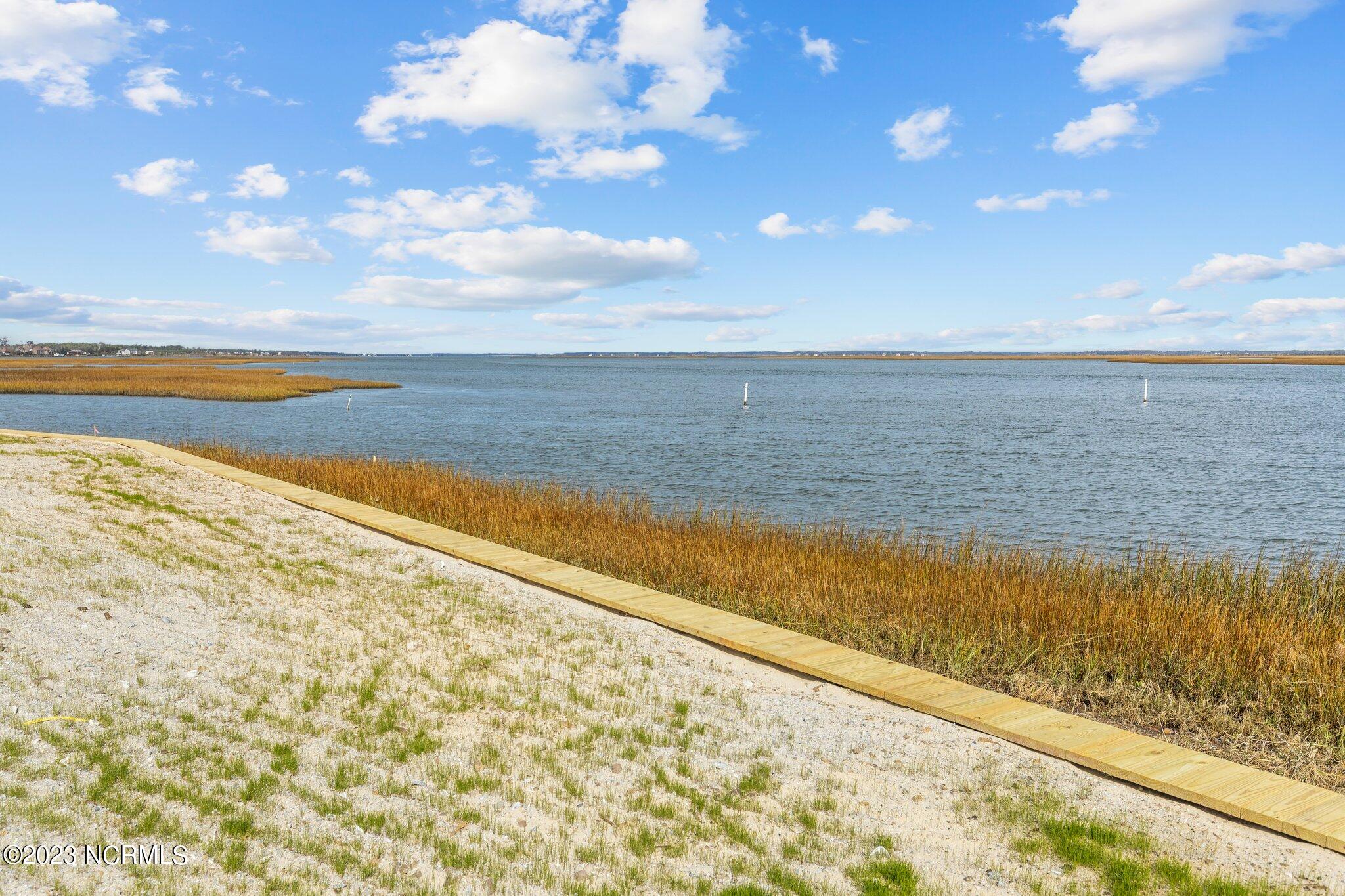 184 Lennoxville Point Road Beaufort, NC 28516 - Photo 19 of 23