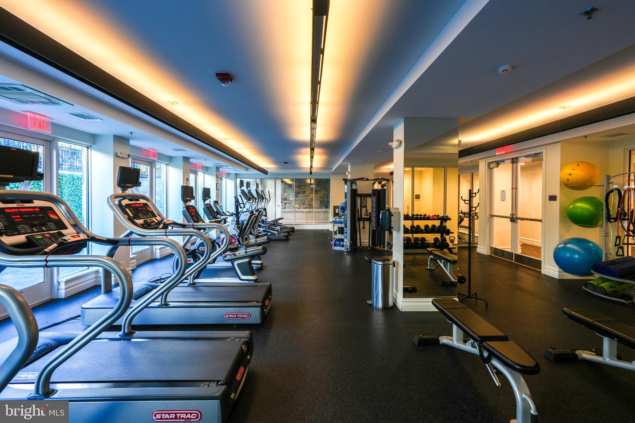 8215 River Road Bethesda, MD 20817 - Photo 38 of 43