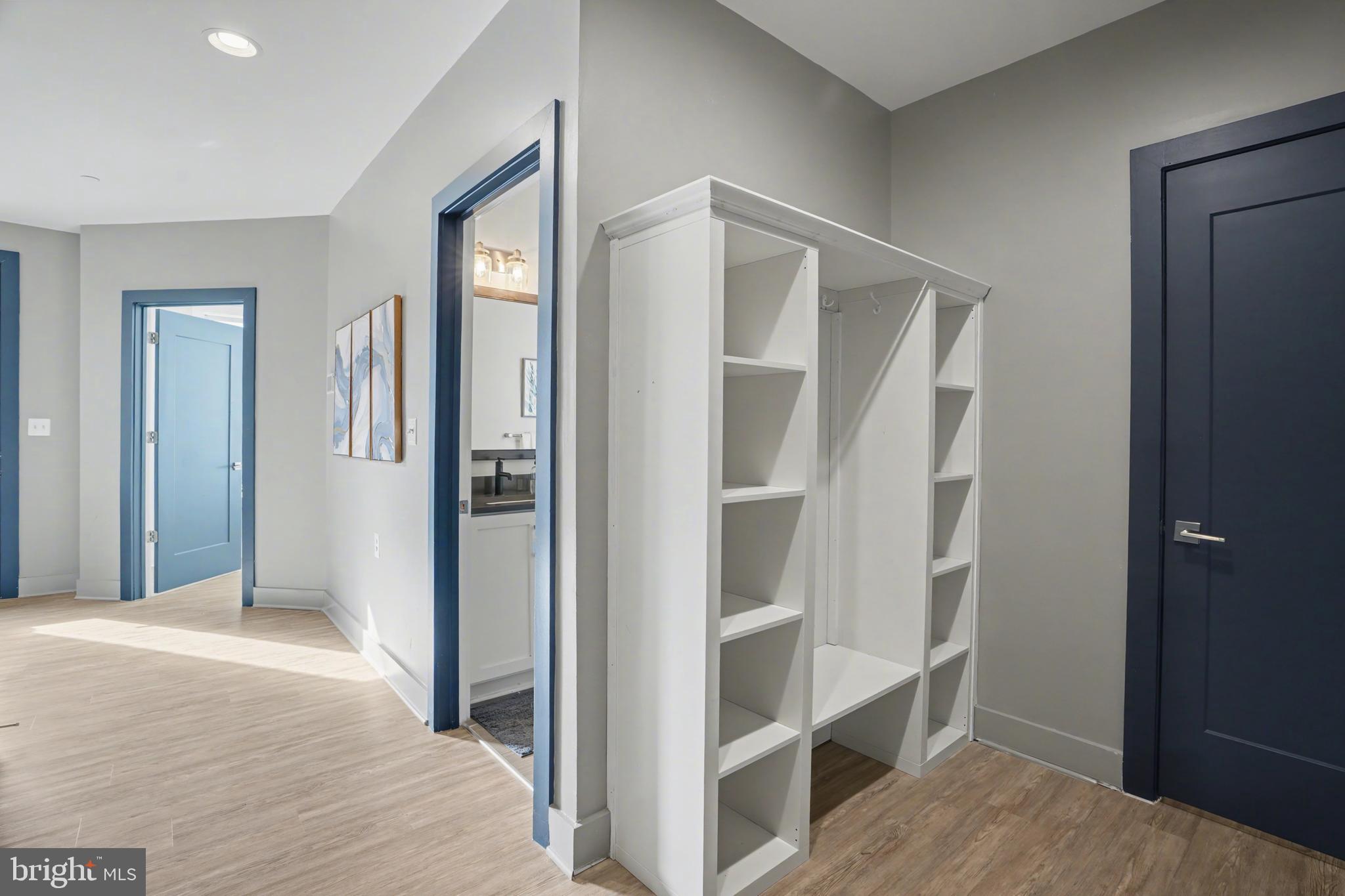 8215 River Road Bethesda, MD 20817 - Photo 4 of 43