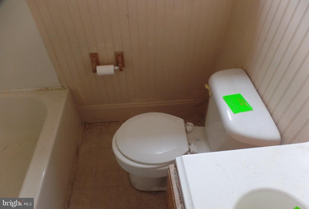 4622 Hawthorne Street Philadelphia, PA 19124 - Photo 12 of 19