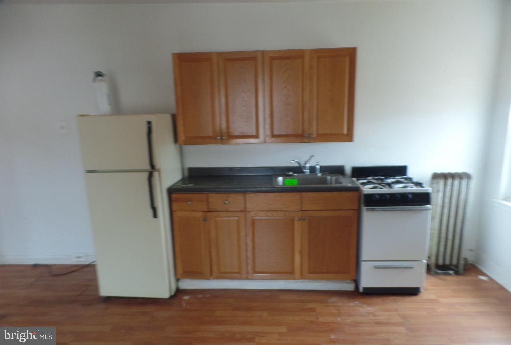 4622 Hawthorne Street Philadelphia, PA 19124 - Photo 4 of 19