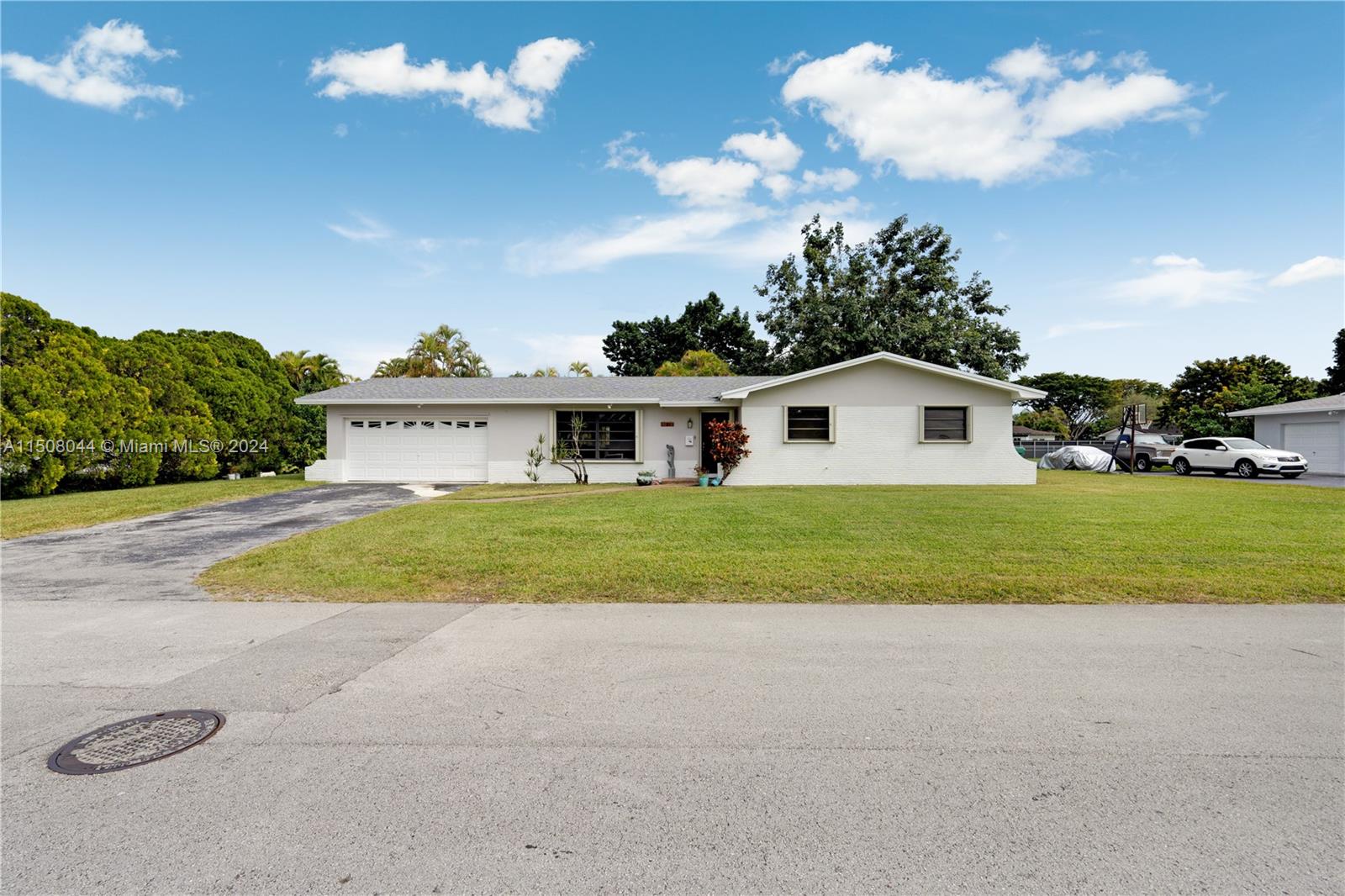 11801 Southwest 100th Ave  