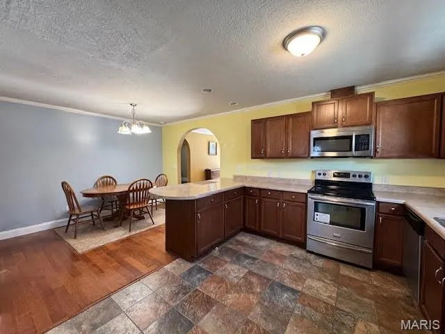 $225,000 | 407 North N Highway, Waynesville, MO 65583