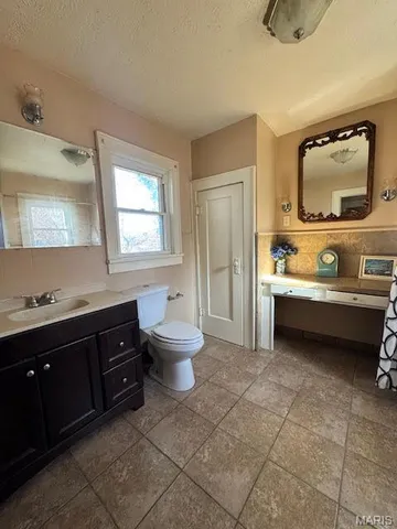 $225,000 | 407 North N Highway, Waynesville, MO 65583