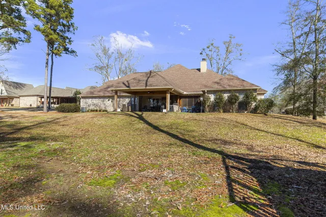 $650,000 | 139 Ashbrooke Trail, Madison, MS 39110
