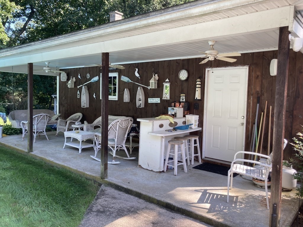 37 Craig Street Springfield, MA 01108 - Photo 21 of 26 Gallery Image 21