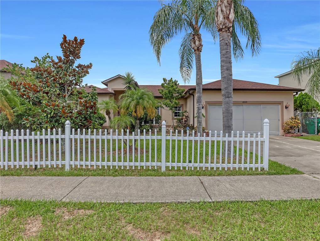 4535 Ficus Tree Road Kissimmee, FL 34758 - Photo 1 of 1 Front of house