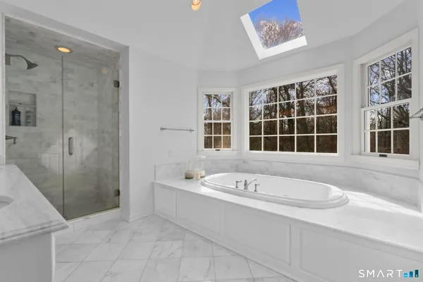 $2,498,000 | 8 Maplewood Lane, Wilton, CT 06897