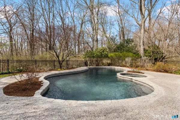 $2,498,000 | 8 Maplewood Lane, Wilton, CT 06897